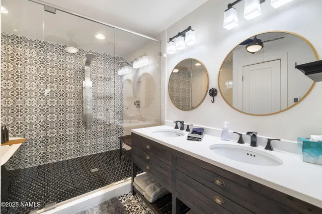 $670,000 | 1007 West Oak Street, Williams, AZ 86046