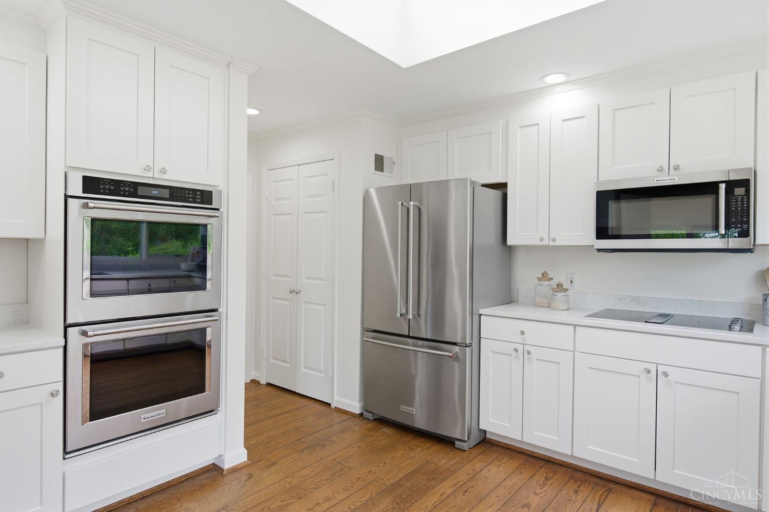 9546 Cunningham Road Cincinnati, OH 45243 - Photo 26 of 95