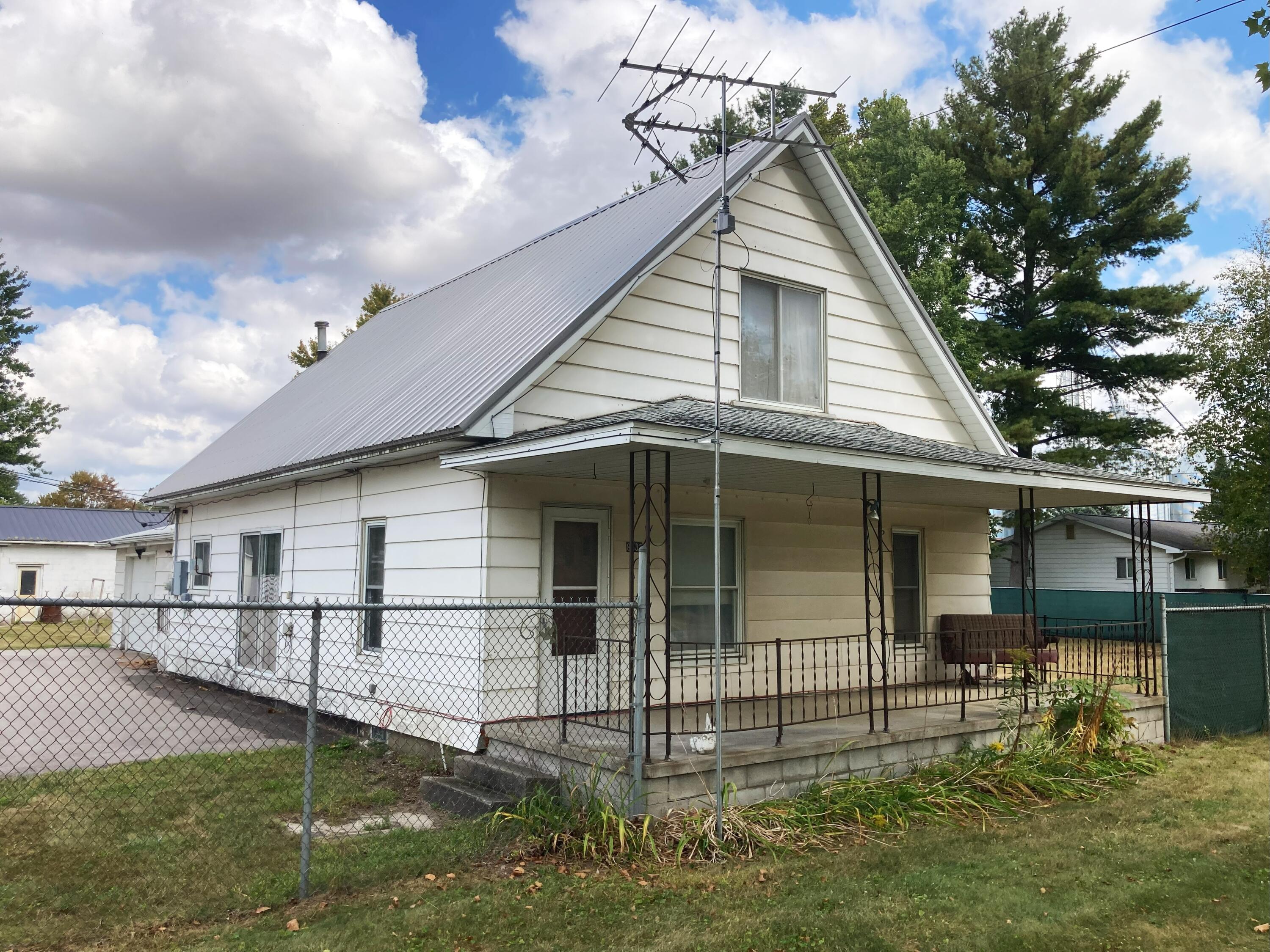 8633 East Monroe Road Wheeler, MI 48662 - Photo 1 of 9 8633 E Monroe- M46