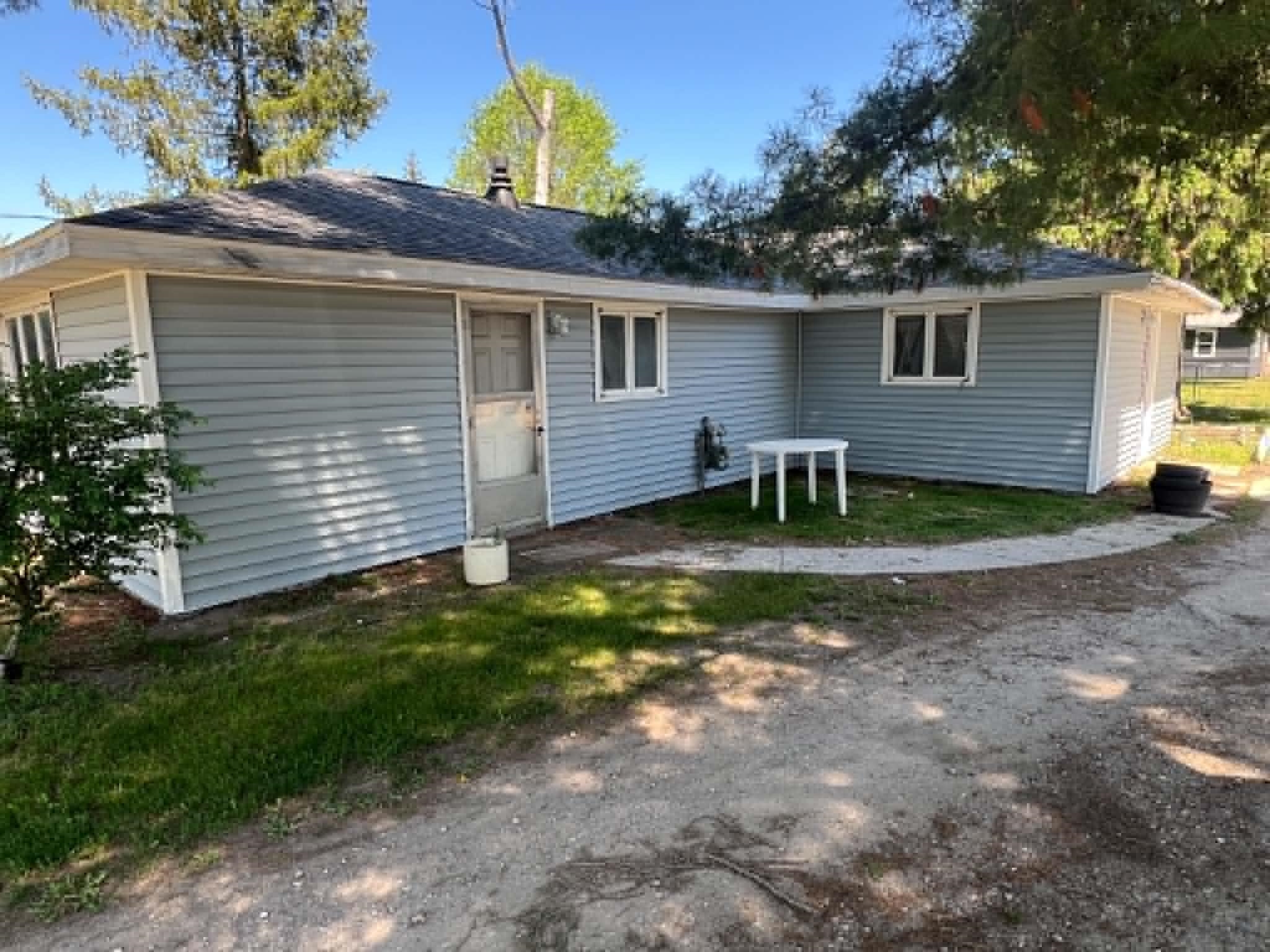 4194 Filter Road Harrison, MI 48625 - Photo 3 of 30