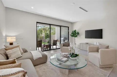 $1,475,000 | 912 Southeast 13th Street, Fort Lauderdale, FL 33316