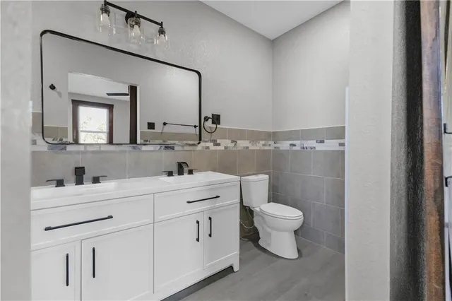 $295,000 | 5910 Easton Road, St. Joseph, MO 64507