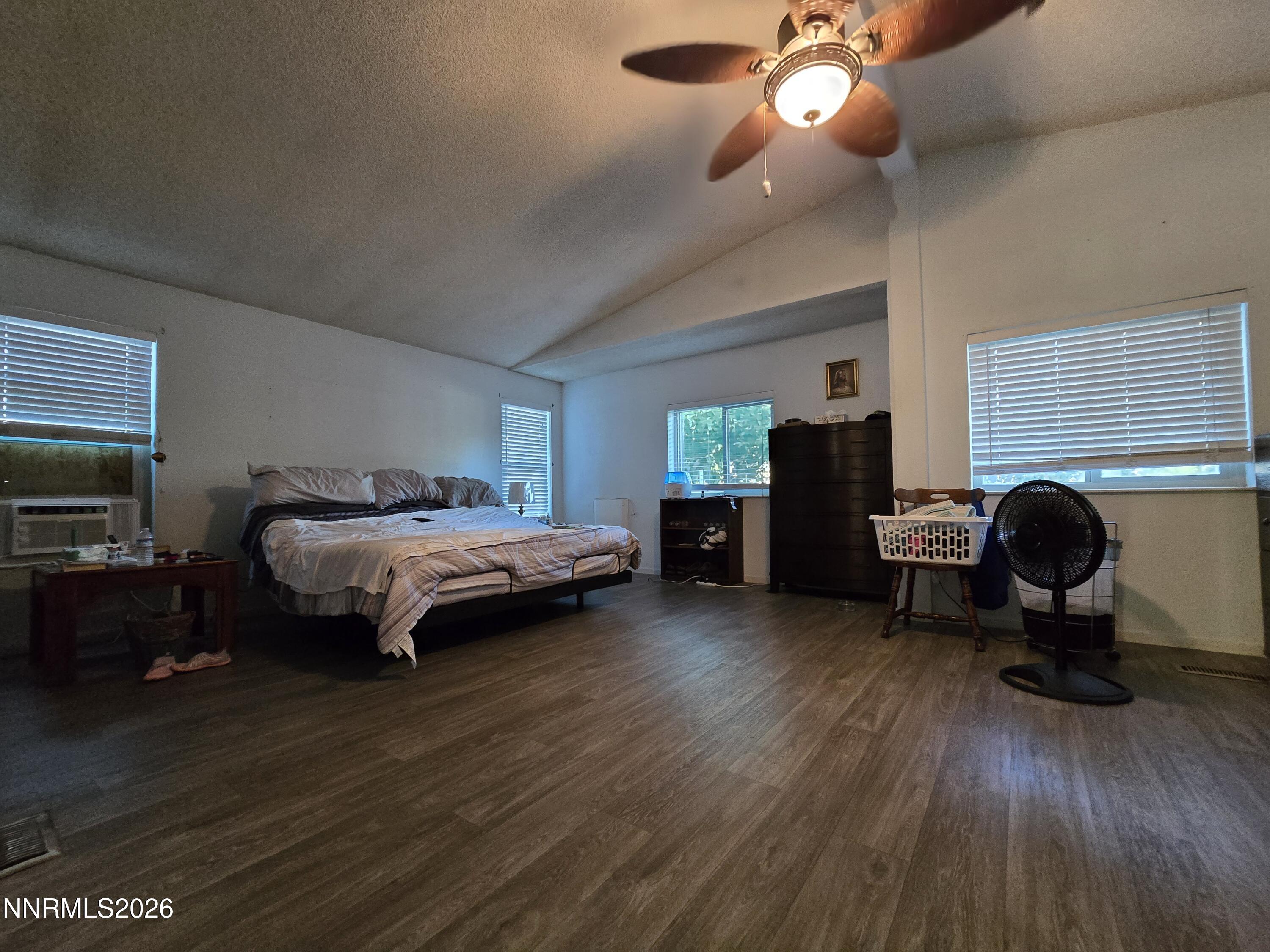 3900 Puffin Street Reno, NV 89508 - Photo 6 of 29 20260612_193659