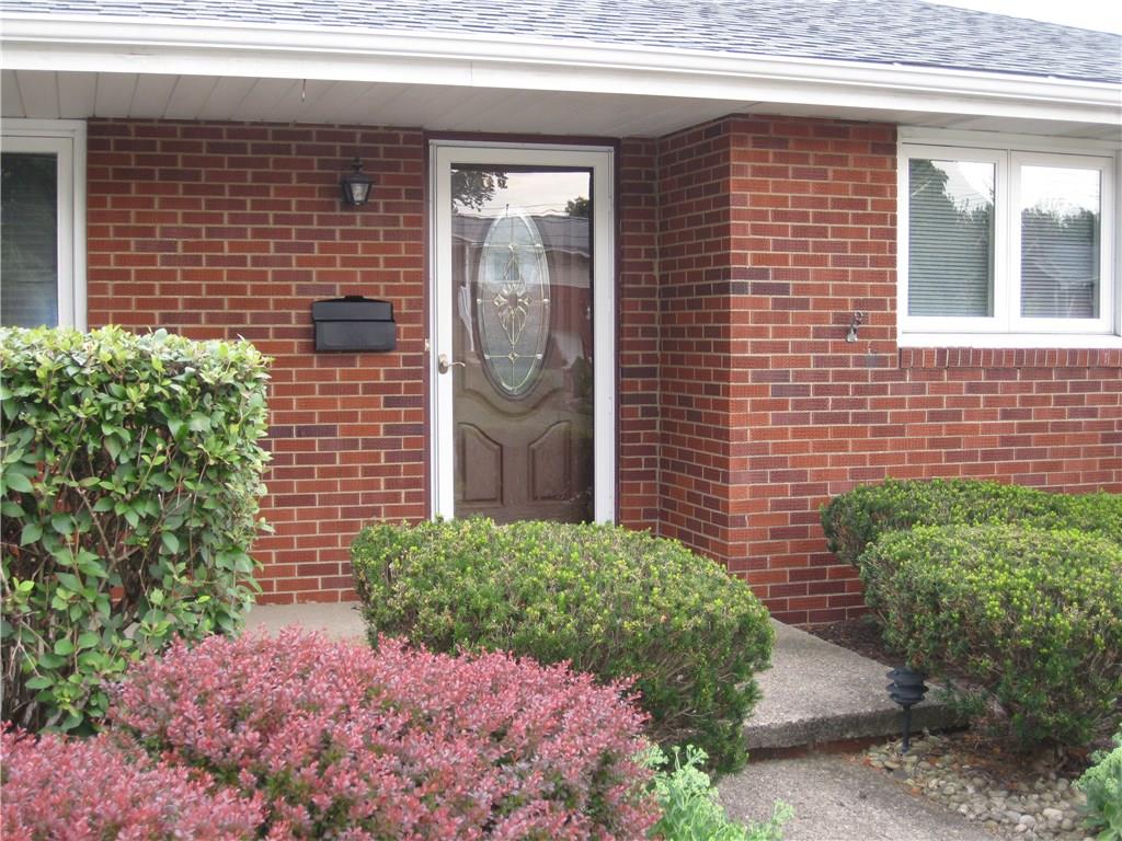 8478 Ridgemont Road Pittsburgh, PA 15237 - Photo 2 of 15 Gallery Image 2
