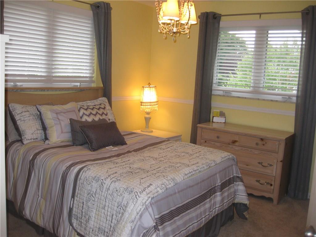 8478 Ridgemont Road Pittsburgh, PA 15237 - Photo 9 of 15 Gallery Image 9