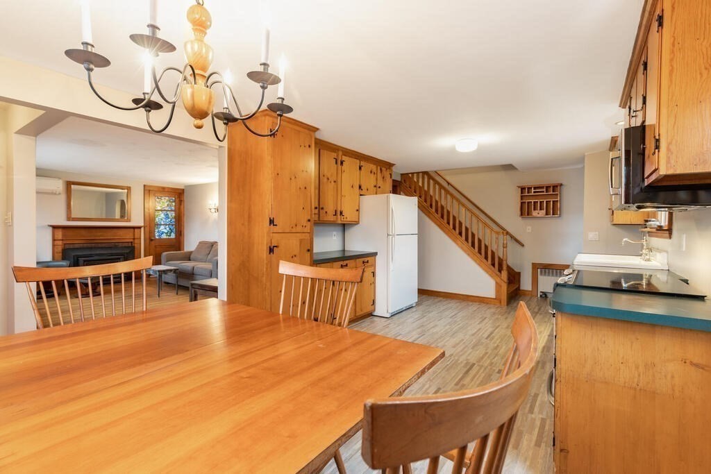 6 Girard Road Stoneham, MA 02180 - Photo 9 of 28 Gallery Image 9
