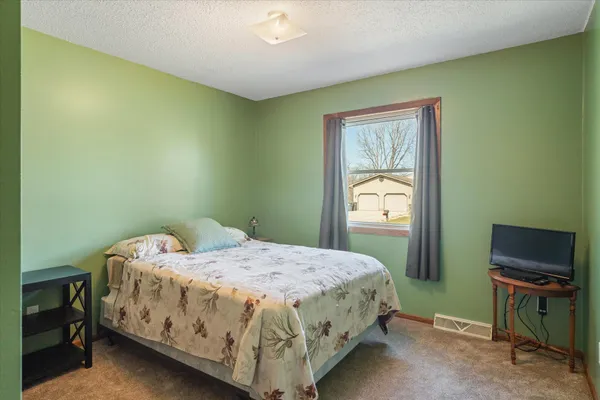 $450,000 | 4106 Cardinal Lane, La Crosse, WI 54601