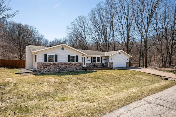 $450,000 | 4106 Cardinal Lane, La Crosse, WI 54601