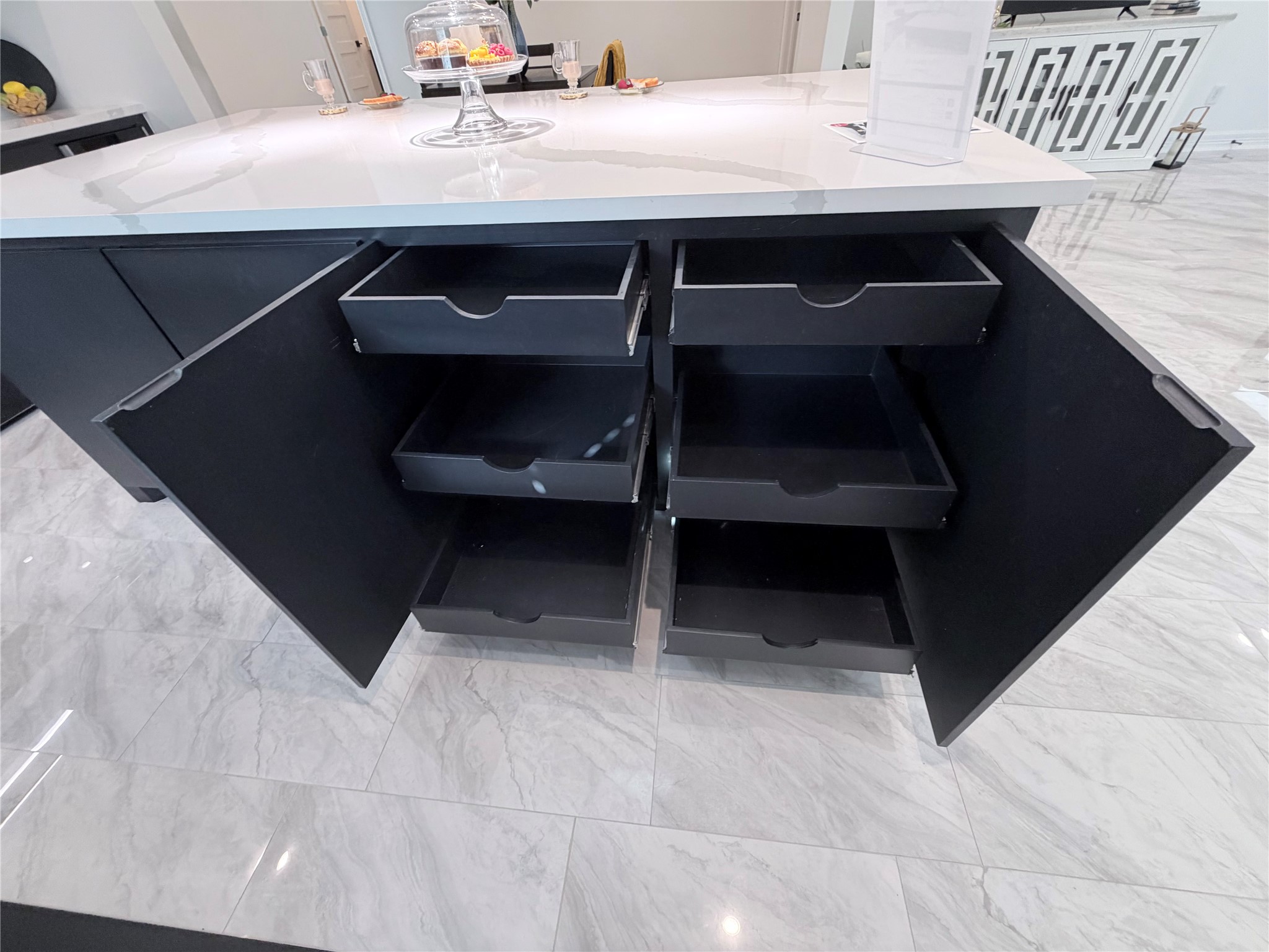 4501 Hirsch Road Houston, TX 77026 - Photo 21 of 30 a utility room with a sink a table and chairs