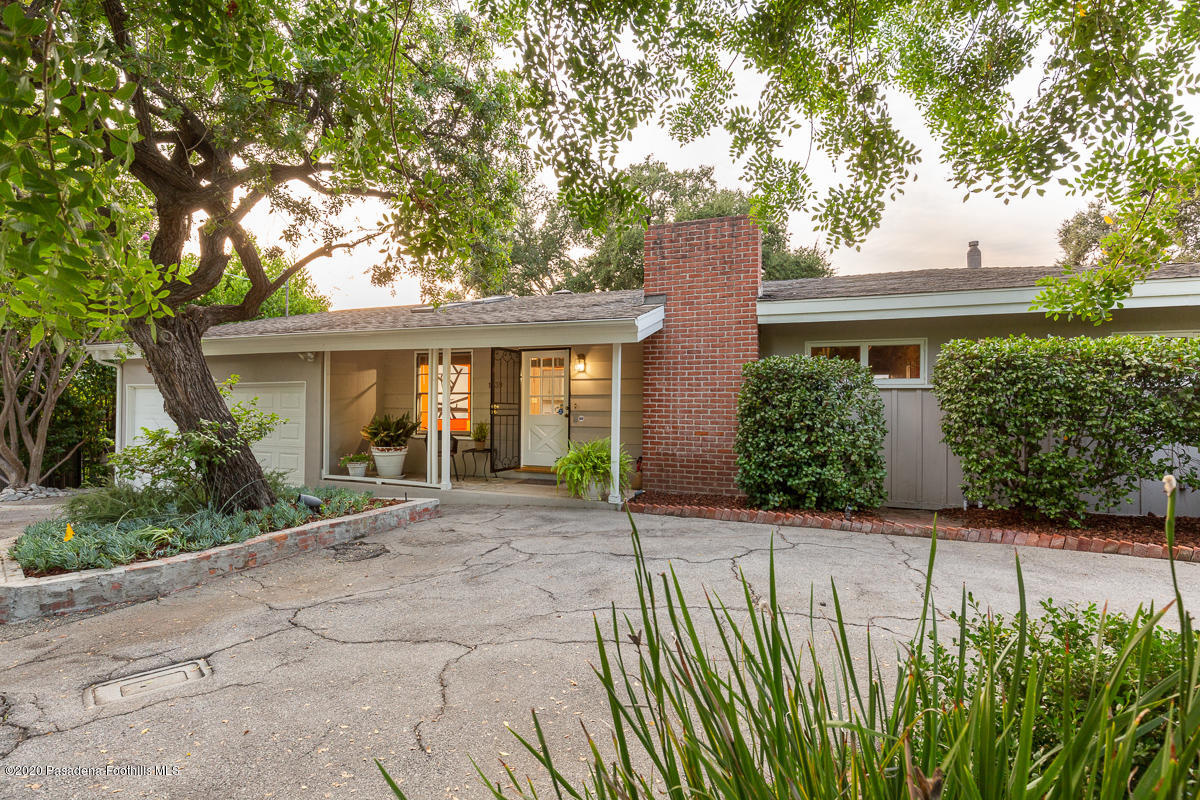 1839 North Arroyo Boulevard Pasadena, CA 91103 - Photo 36 of 36 front view of a house with a garden