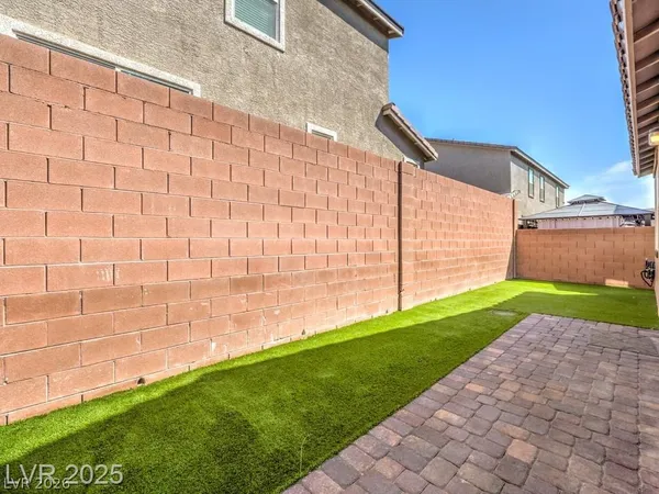 $2,800 | 6130 Sinks Canyon Avenue, Las Vegas, NV 89130