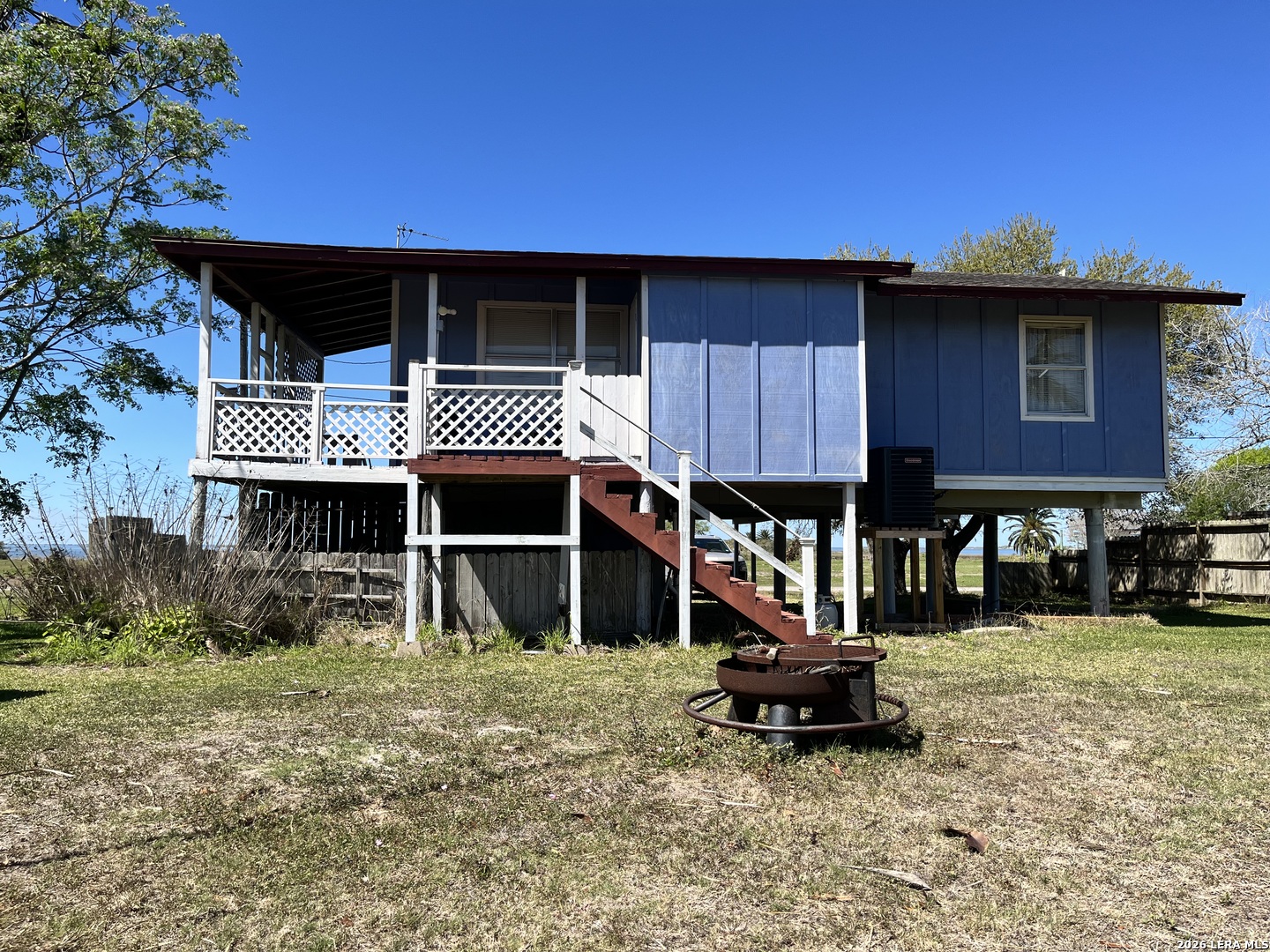 818 Swan Point Road Seadrift, TX 77983 - Photo 4 of 12