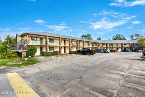 $145,000 | 100 Canebreakers Drive, Unit 208, Cocoa, FL 32927