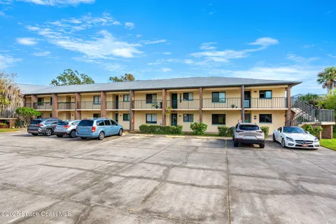 $145,000 | 100 Canebreakers Drive, Unit 208, Cocoa, FL 32927