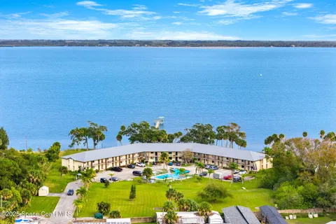 $163,000 | 100 Canebreakers Drive, Unit 208, Cocoa, FL 32927