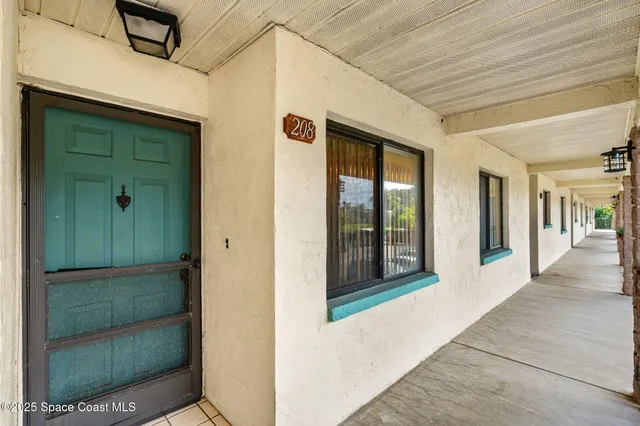 $163,000 | 100 Canebreakers Drive, Unit 208, Cocoa, FL 32927