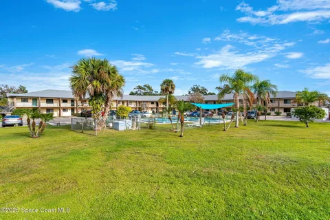 $145,000 | 100 Canebreakers Drive, Unit 208, Cocoa, FL 32927