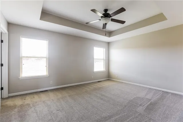 $2,405 | 1405 Northwest High View Drive, Grain Valley, MO 64029