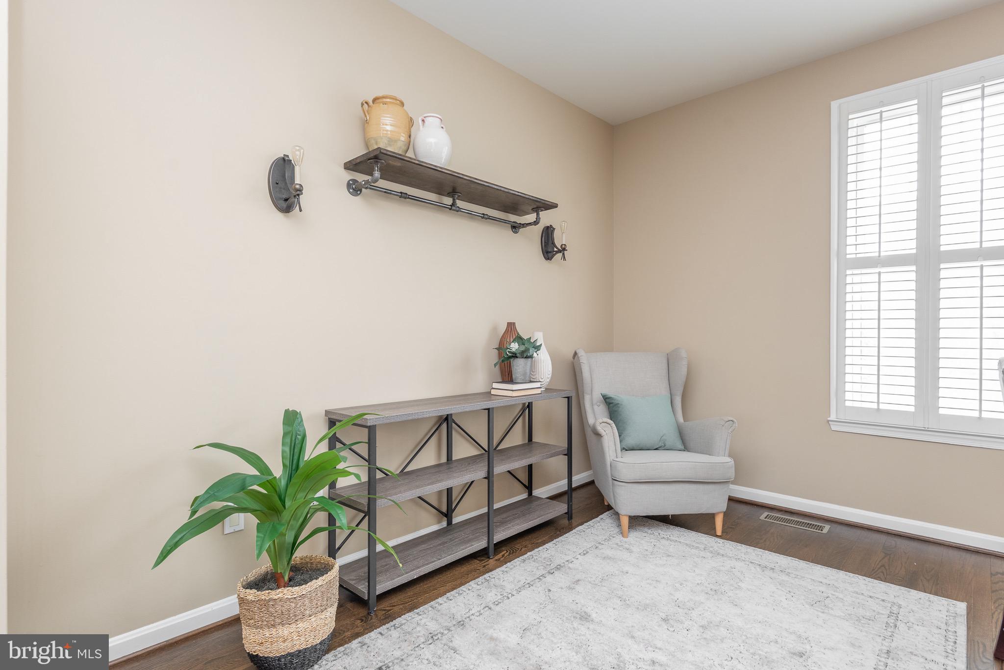 12096 Kinsley Place Reston, VA 20190 - Photo 12 of 28
