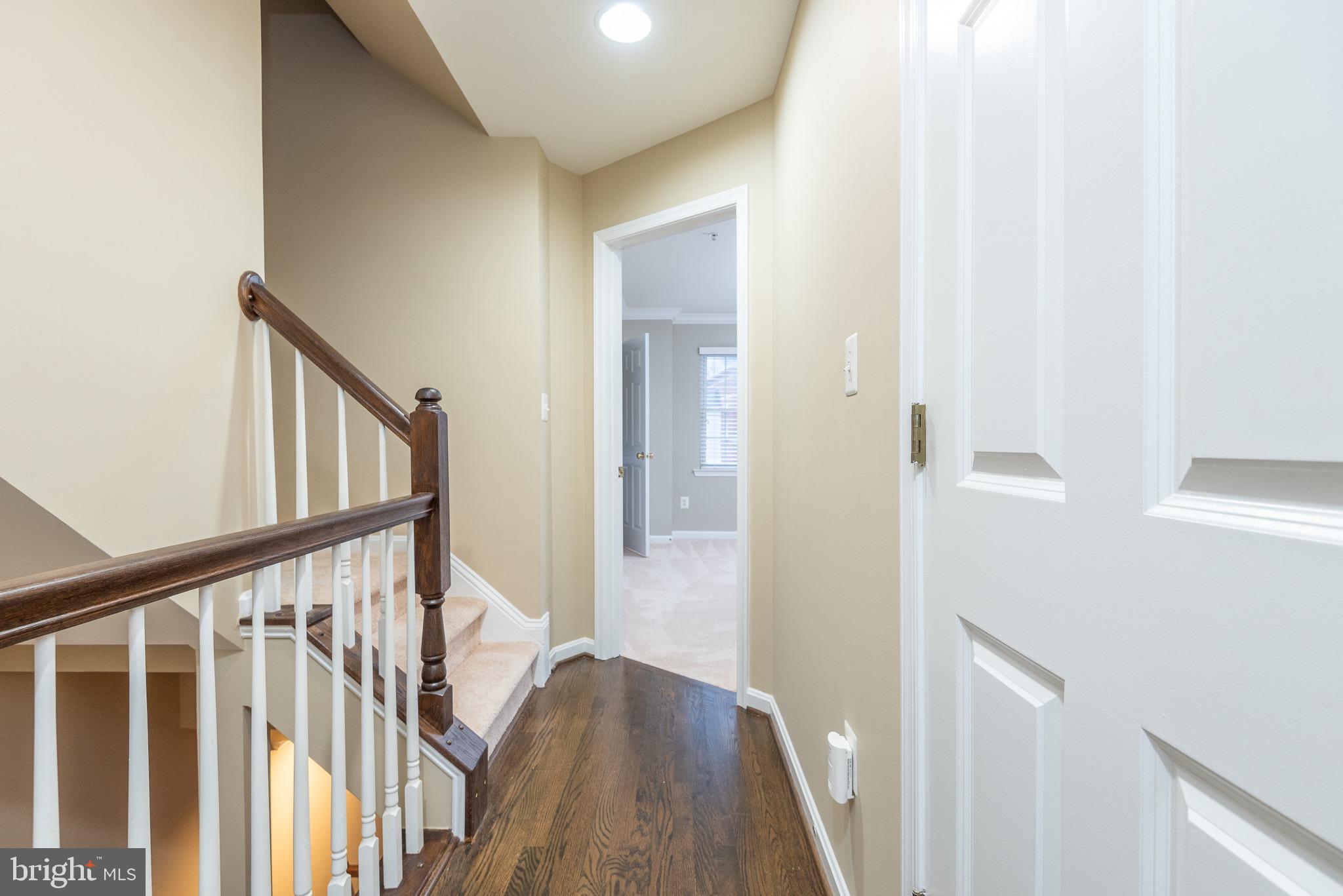 12096 Kinsley Place Reston, VA 20190 - Photo 21 of 28