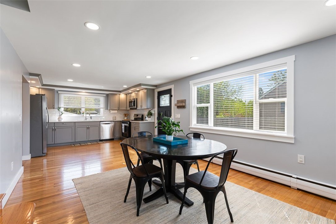 12 Highview Avenue Warren, RI 02885 - Photo 9 of 47