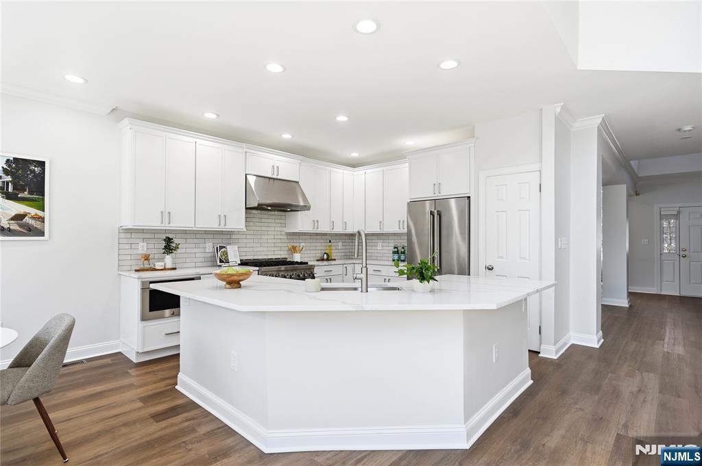 90 Glen Rock Road, Unit 116 Cedar Grove, NJ 07009 - Photo 11 of 49