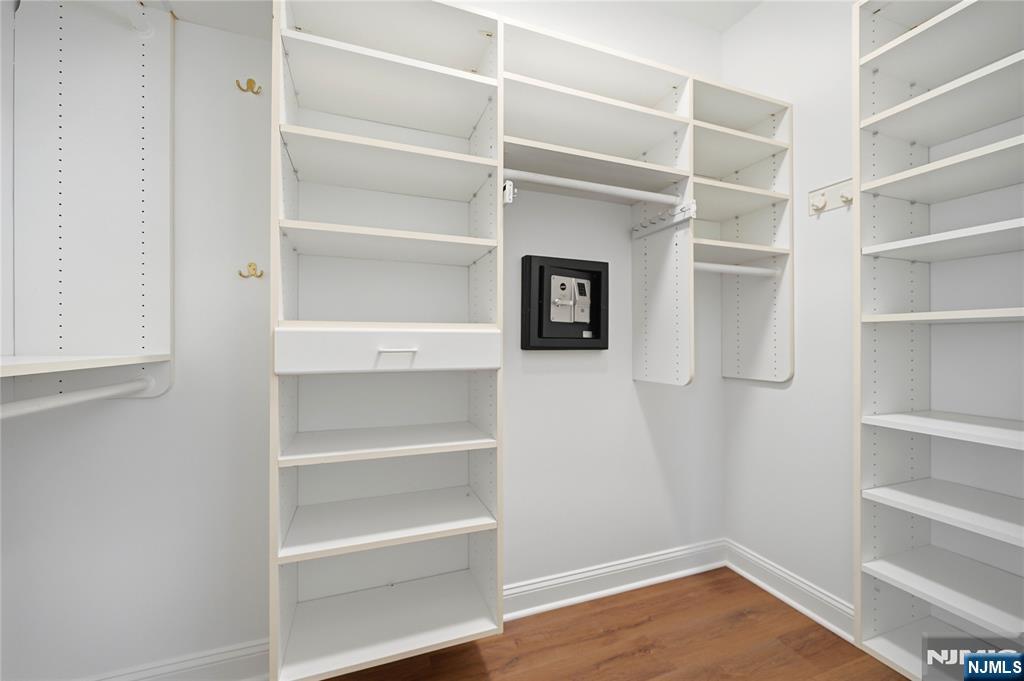 90 Glen Rock Road, Unit 116 Cedar Grove, NJ 07009 - Photo 30 of 49