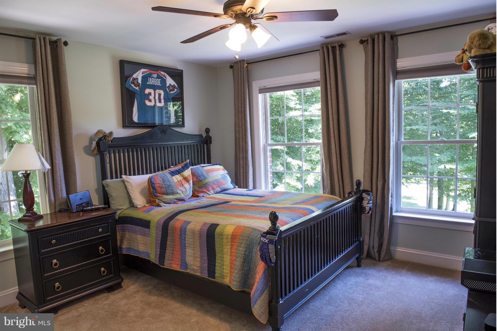 3555 Old Trail Road Edgewater, MD 21037 - Photo 17 of 30 Bedroom w/private bath & walk in closet