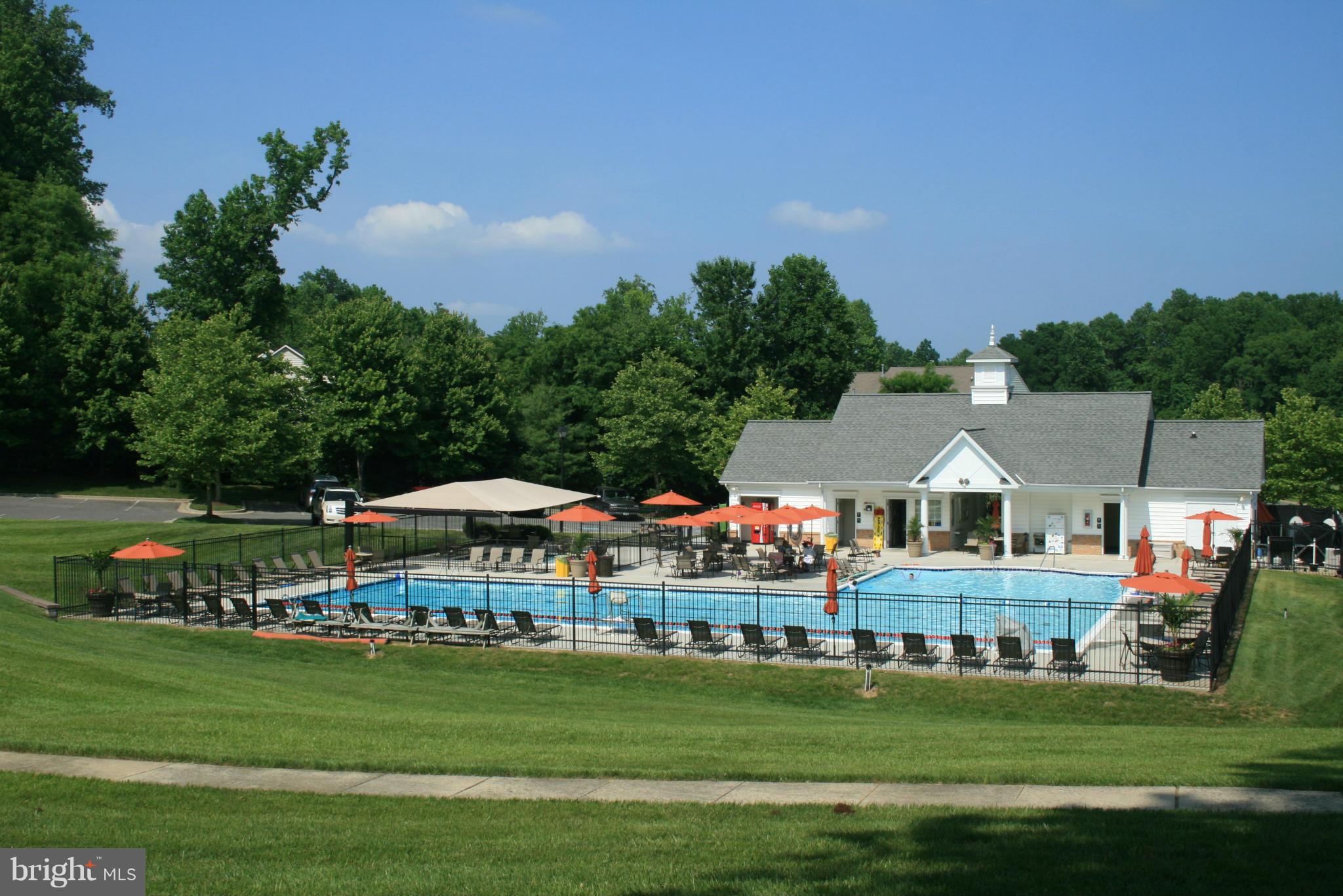 3555 Old Trail Road Edgewater, MD 21037 - Photo 28 of 30 Community pool