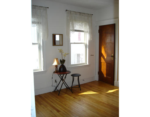 41 Rangeley Road, Unit 41 Watertown, MA 02472 - Photo 6 of 8 Gallery Image 6