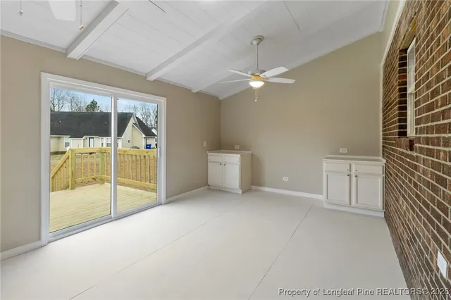$259,900 | 122 Spring Valley Drive, Raeford, NC 28376