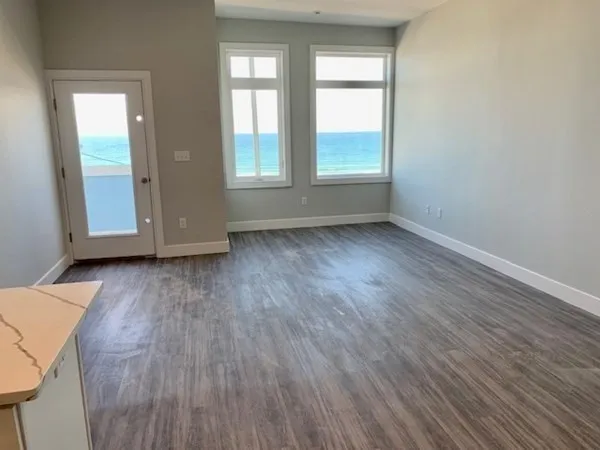 $2,600 | 163 Nantasket Avenue, Unit 402, Hull, MA 02045