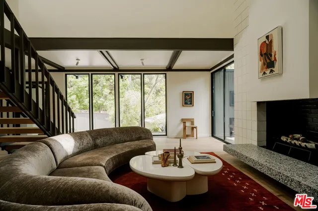 $2,795,000 | 5649 Valley Oak Drive, Los Angeles, CA 90068