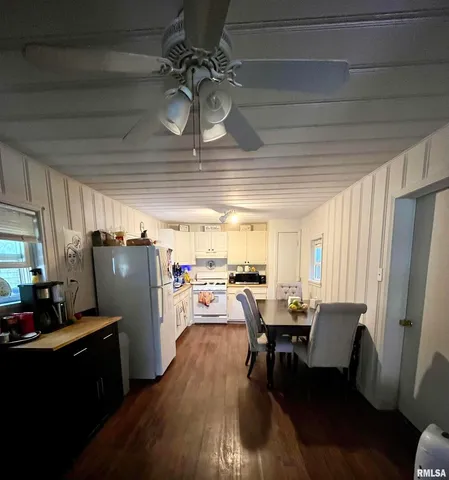 $68,900 | 421 North 21st Street, Herrin, IL 62948