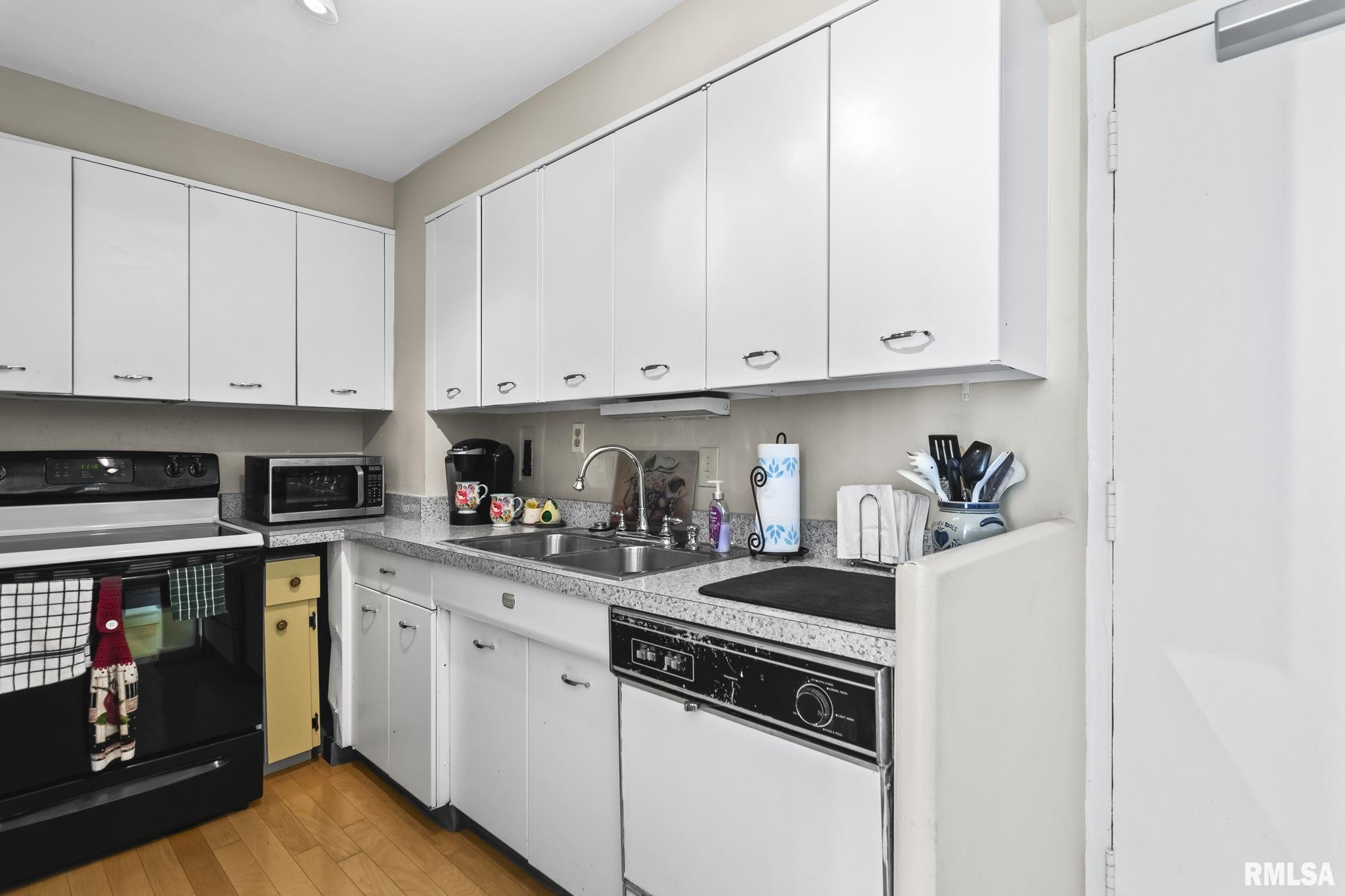 718 South 7th Street, Unit 1003 Springfield, IL 62703 - Photo 8 of 33 Gallery Image 8