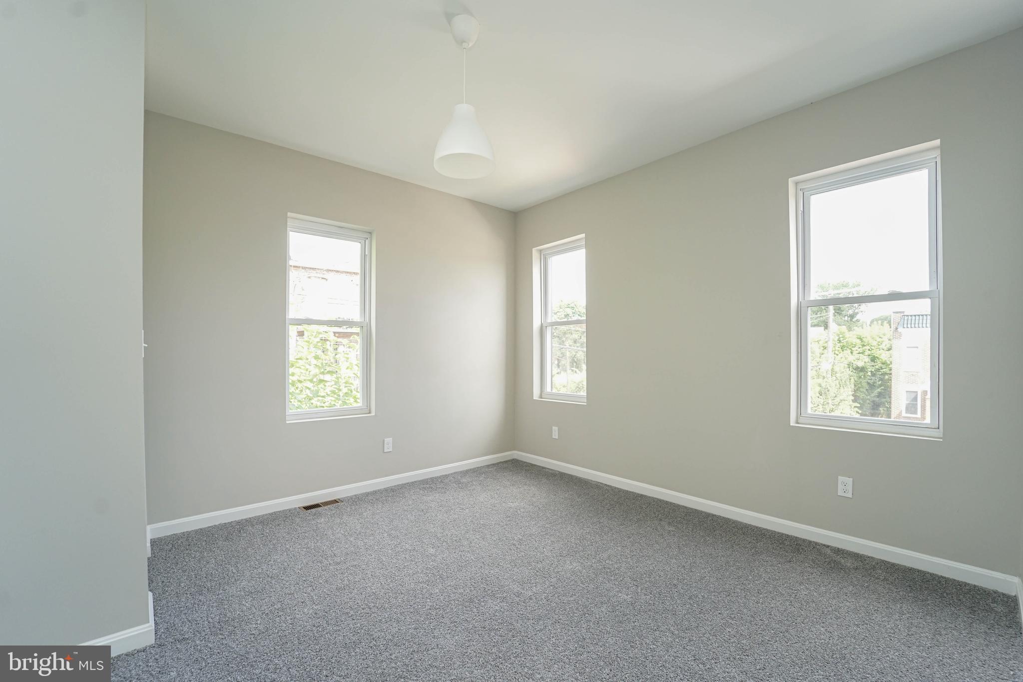 2829 Baker Street Baltimore, MD 21216 - Photo 21 of 27