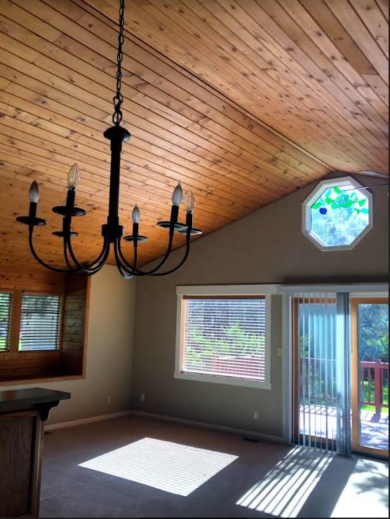 61165 Ladera Road Bend, OR 97702 - Photo 4 of 8 Dining Area