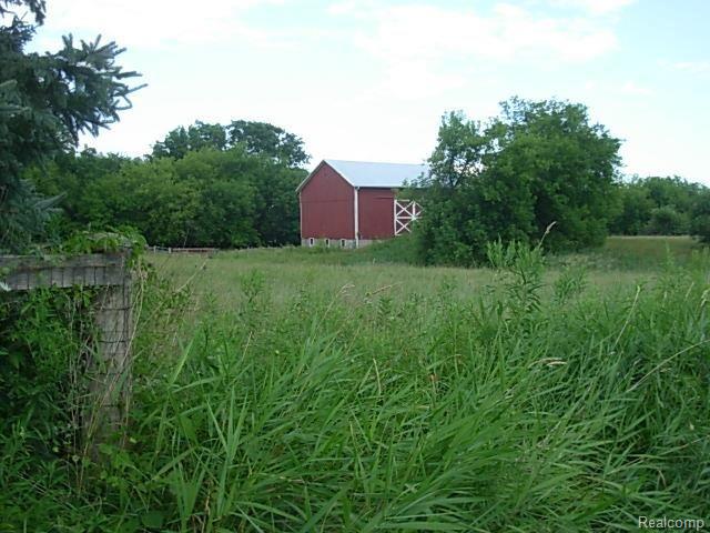4295 Calkins Road Dryden, MI 48428 - Photo 24 of 24 DSCN0462.jpg