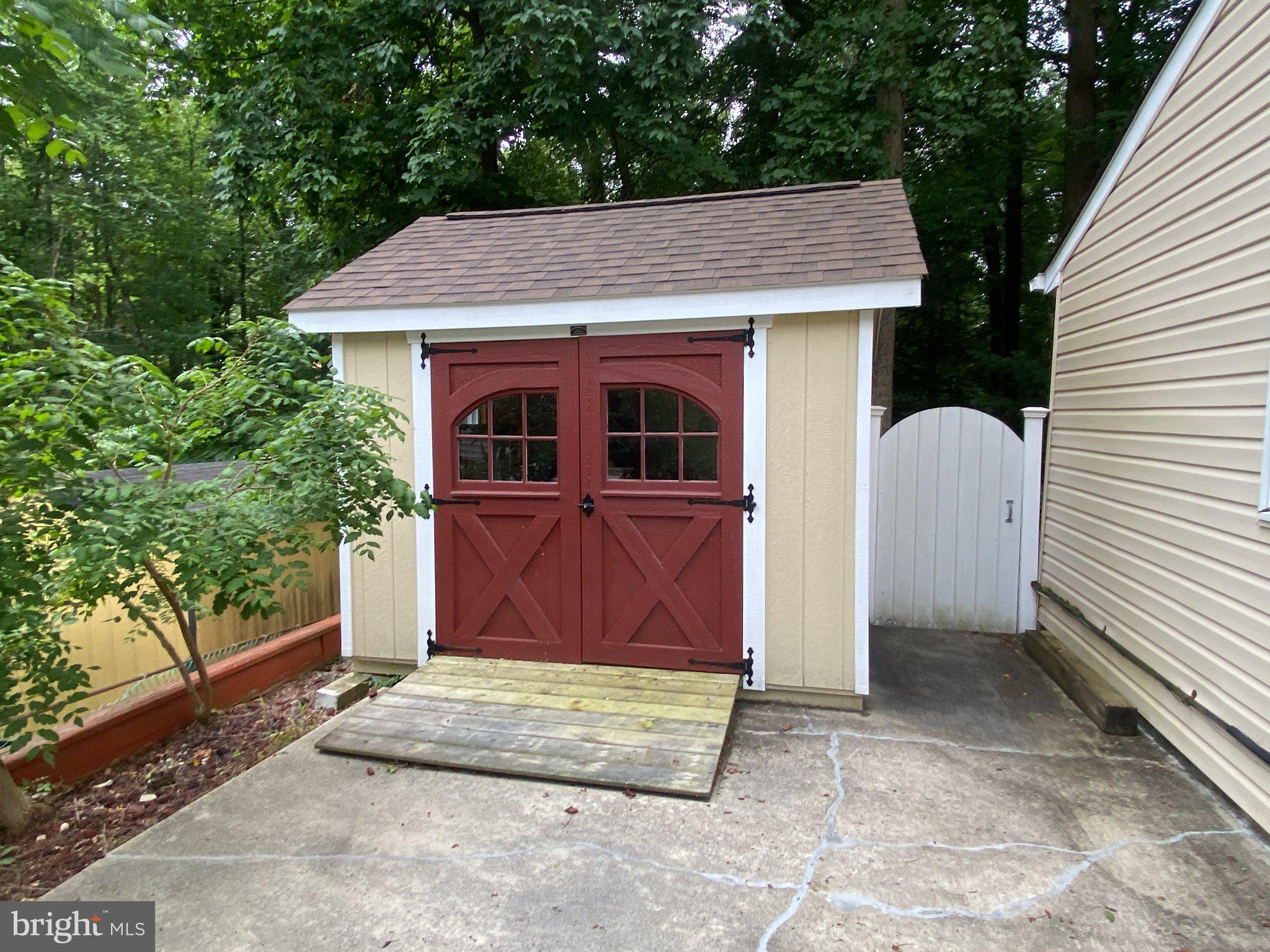 8007 Orange Plank Road Springfield, VA 22153 - Photo 2 of 7