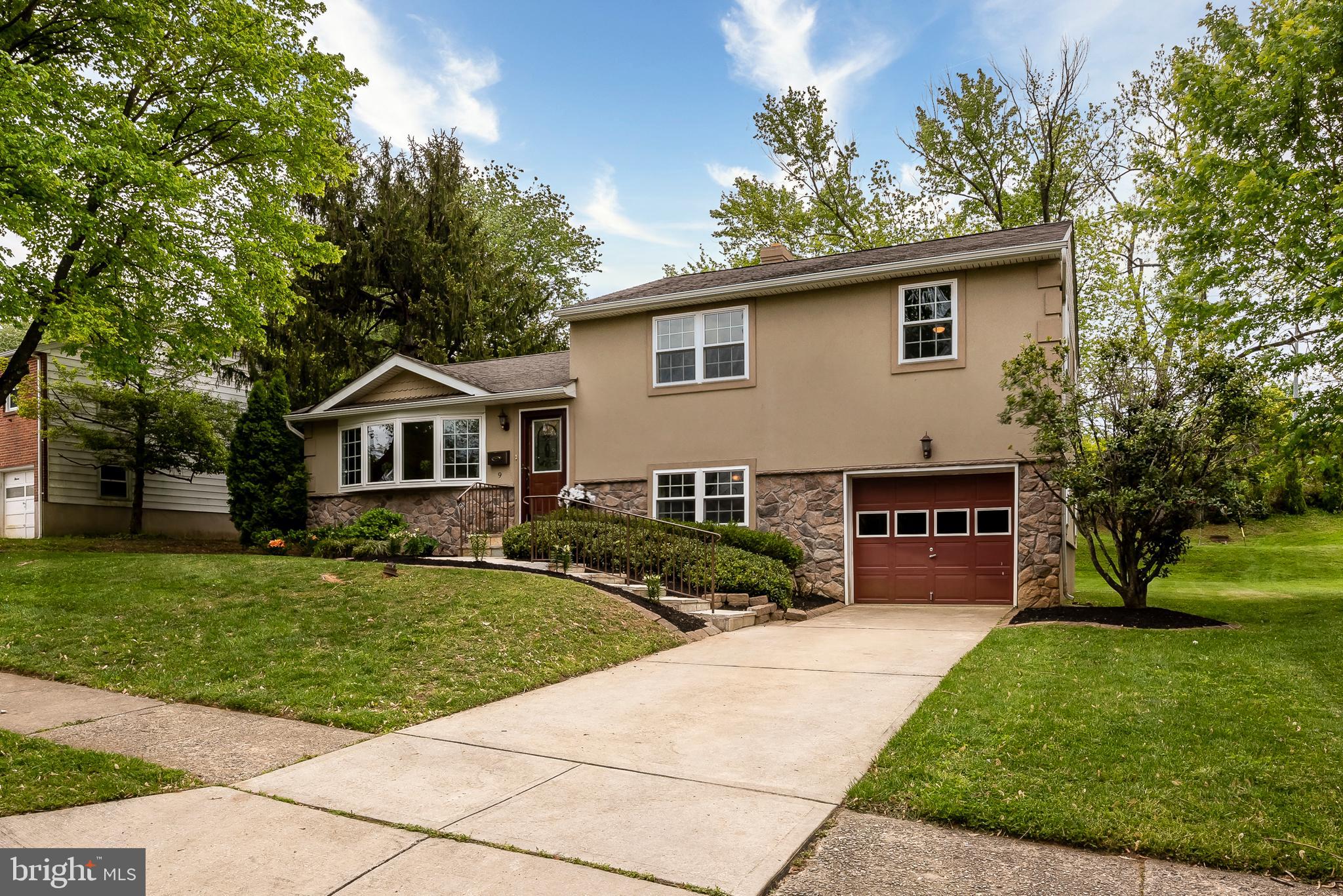 9 Tenbury Road Lutherville-Timonium, MD 21093 - Photo 2 of 33 Gallery Image 2