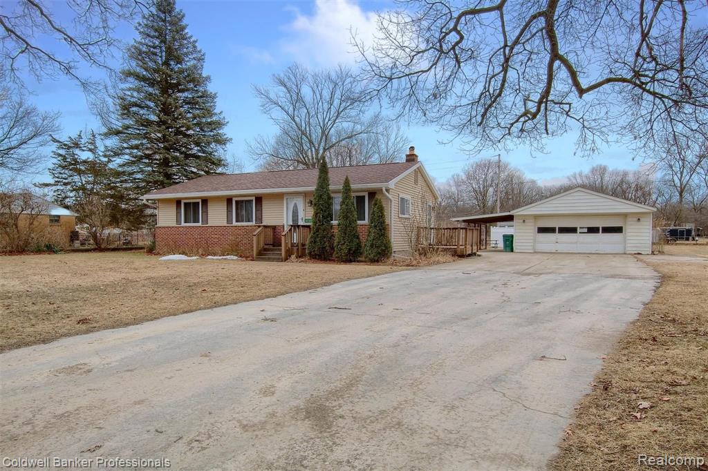 43187 Riggs Road Belleville, MI 48111 - Photo 3 of 29