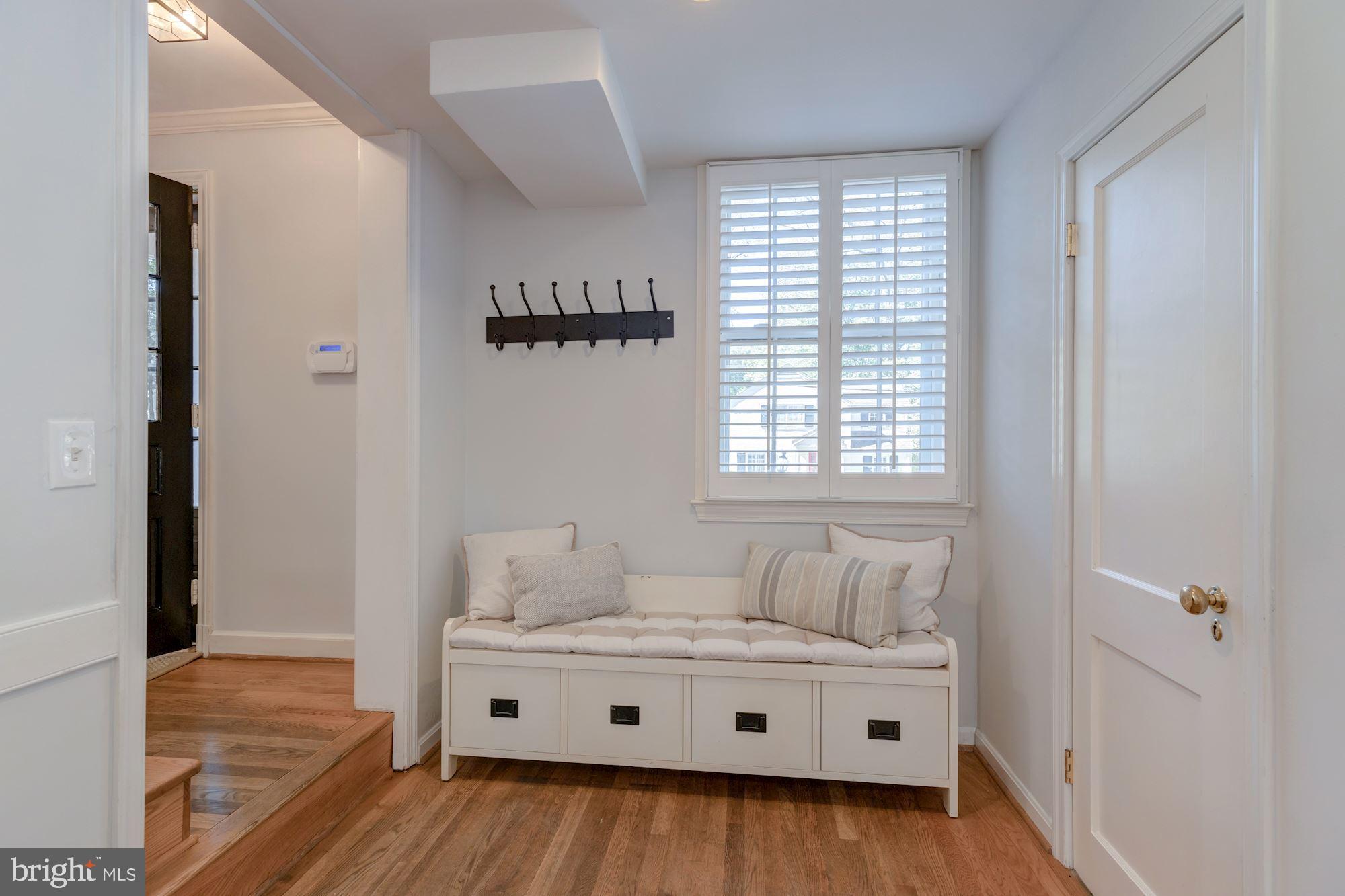 5905 Cobalt Road Bethesda, MD 20816 - Photo 12 of 26 Main Level - Family Room