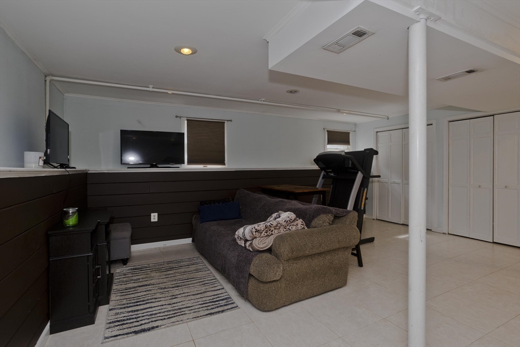 47 Pynchon Road South Hadley, MA 01075 - Photo 26 of 32 Gallery Image 26