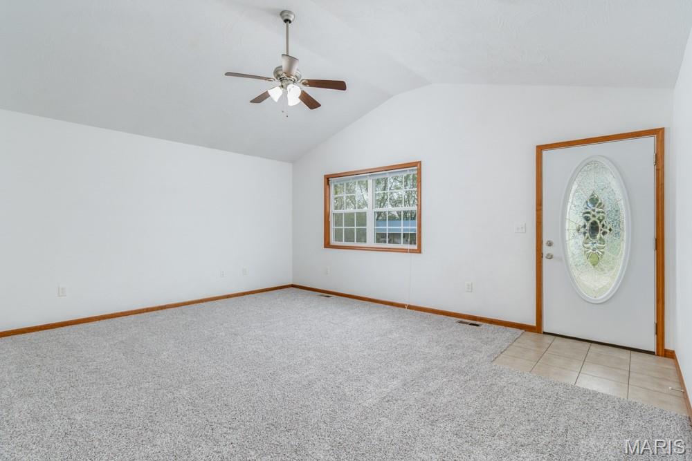 19406 Justice Road Lebanon, MO 65536 - Photo 6 of 24