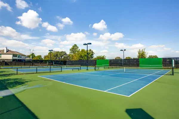 a view of a tennis court