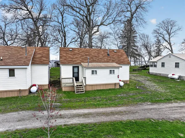 $280,000 | 5 Lake Street East, Osakis, MN 56360