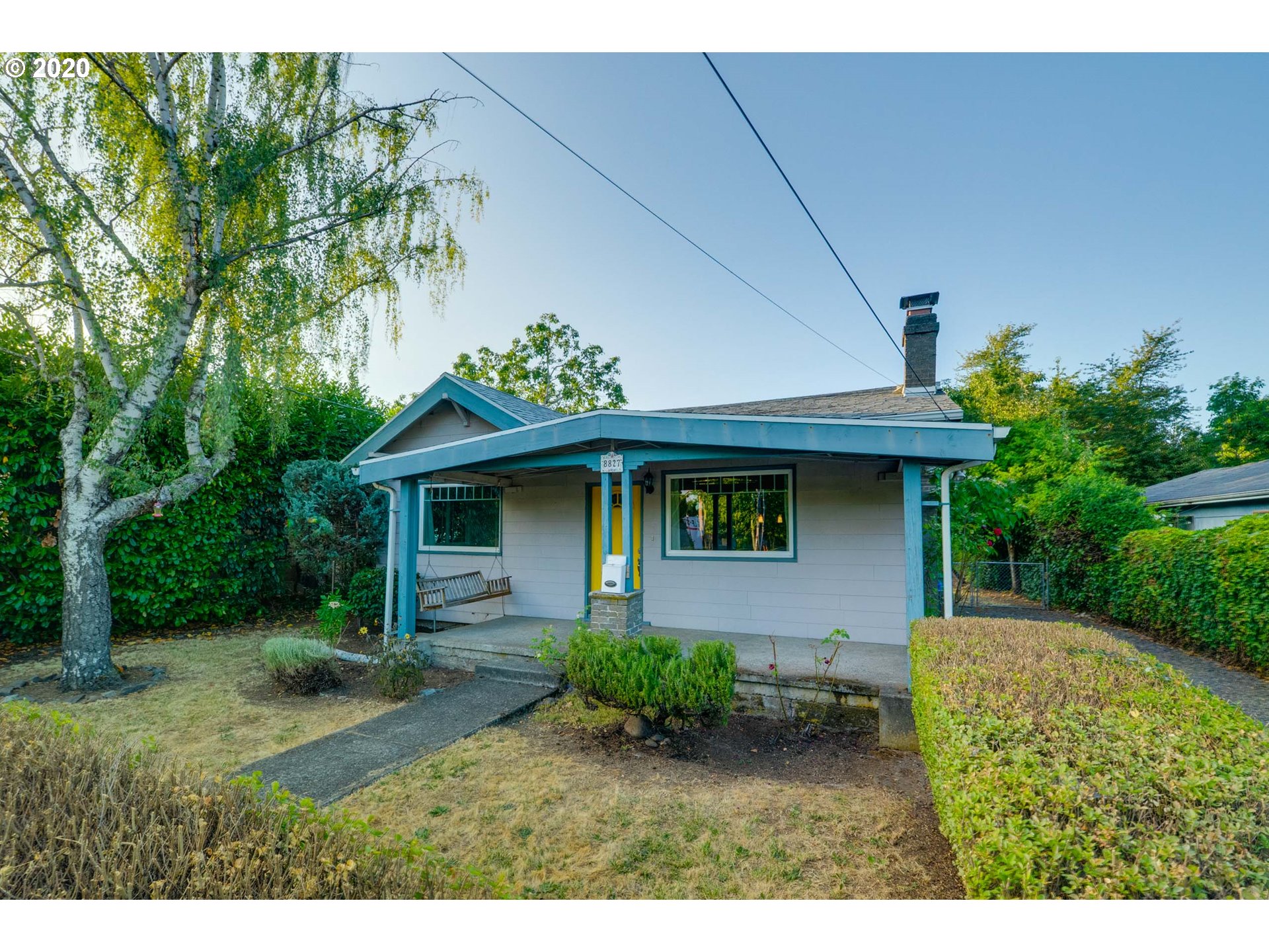 8827 Southeast Reedway Street Portland, OR 97266 - Photo 2 of 32 Gallery Image 2
