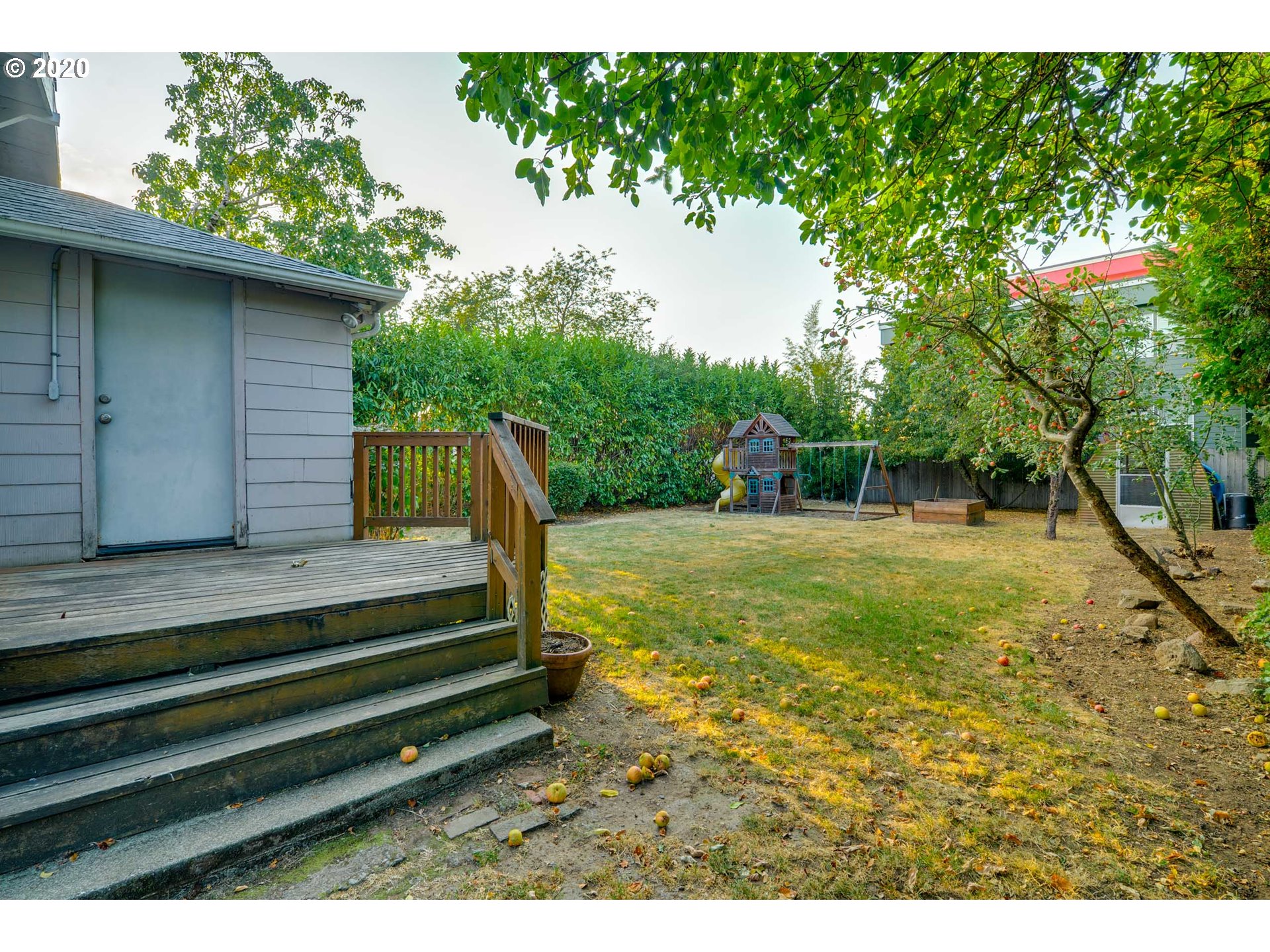 8827 Southeast Reedway Street Portland, OR 97266 - Photo 29 of 32 Gallery Image 29