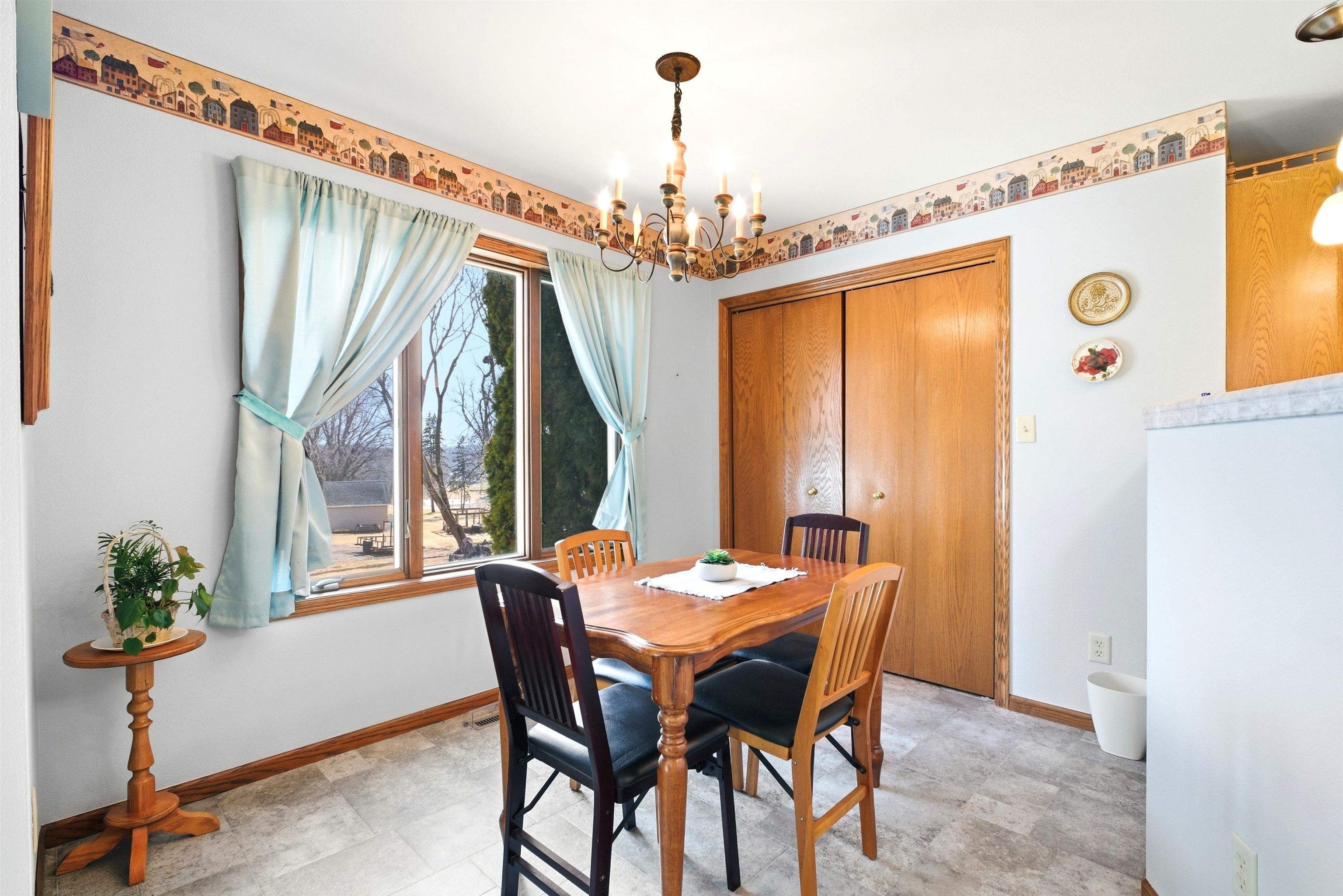 627 Cambridge Drive Ripon, WI 54971 - Photo 11 of 30