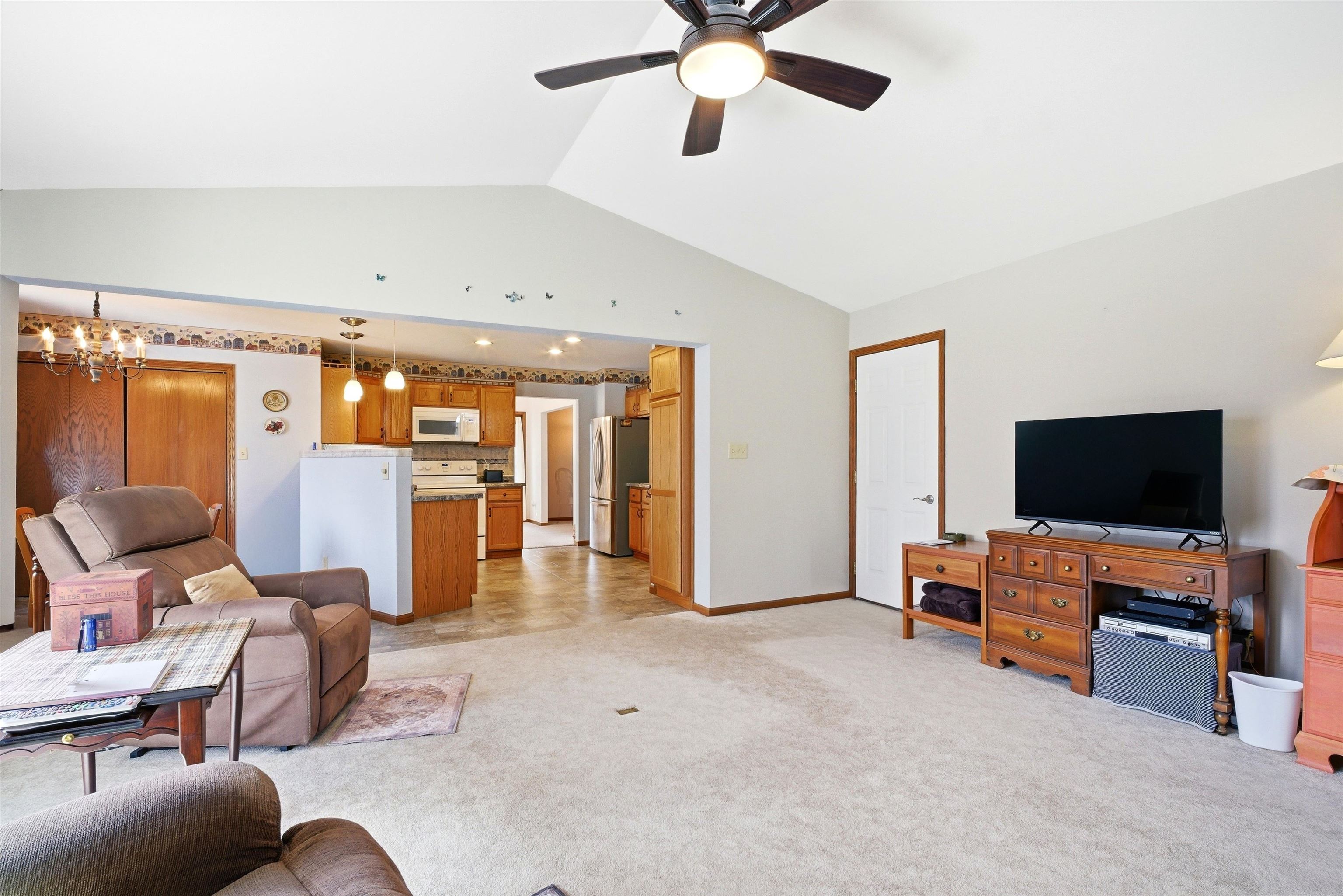 627 Cambridge Drive Ripon, WI 54971 - Photo 14 of 30